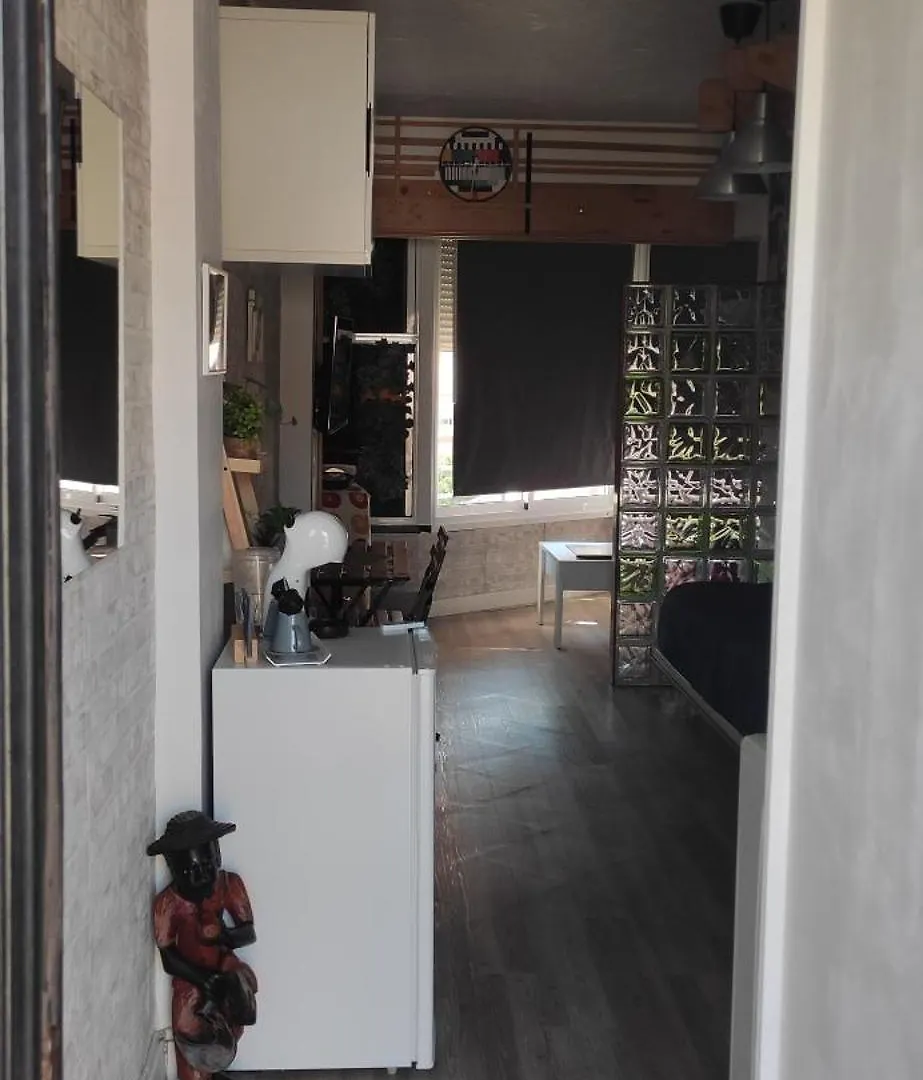 Saltillo Alto White Studio Torremolinos 0*,