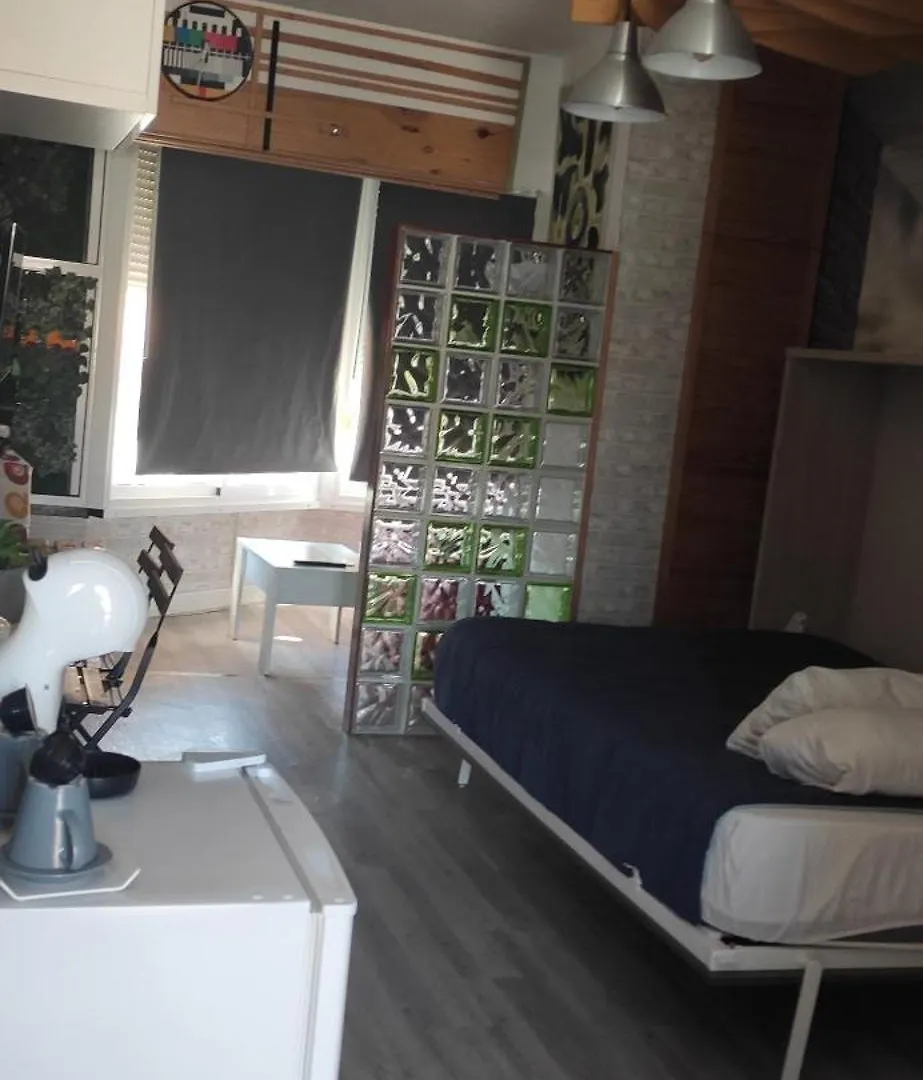 Saltillo Alto White Studio Torremolinos
