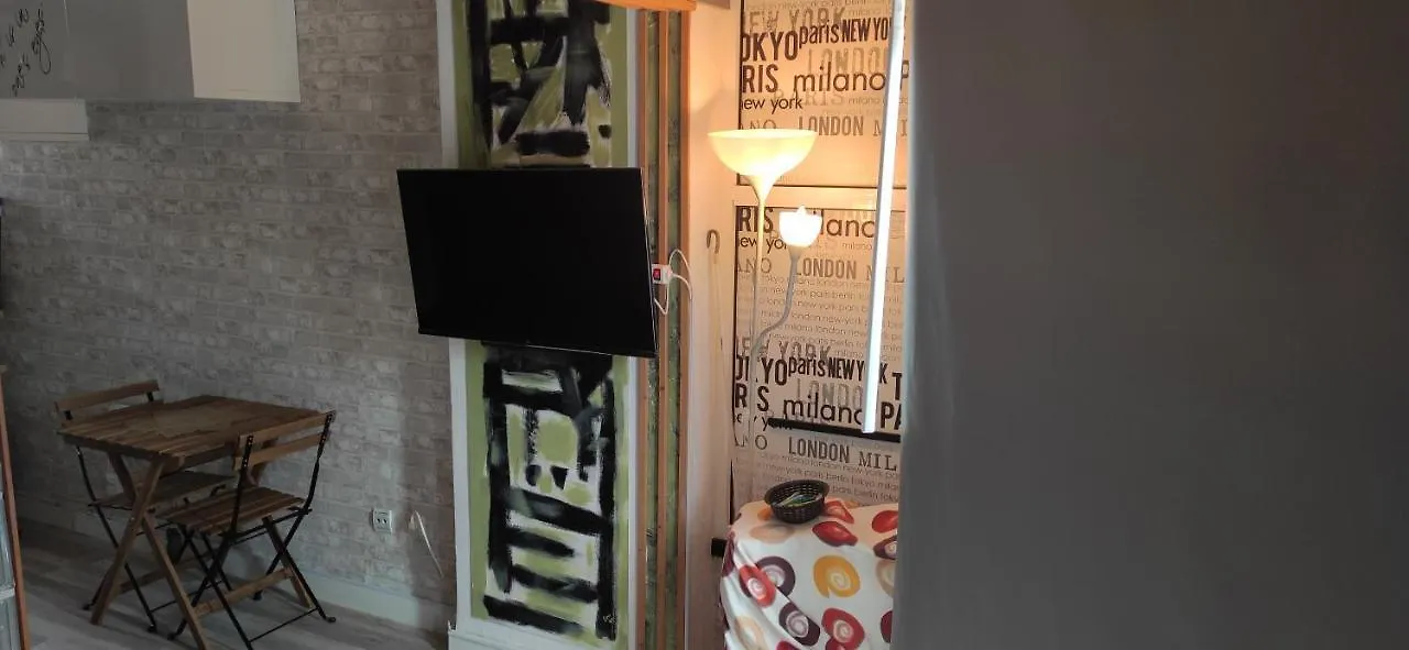Saltillo Alto White Studio Torremolinos 0*,  Spagna
