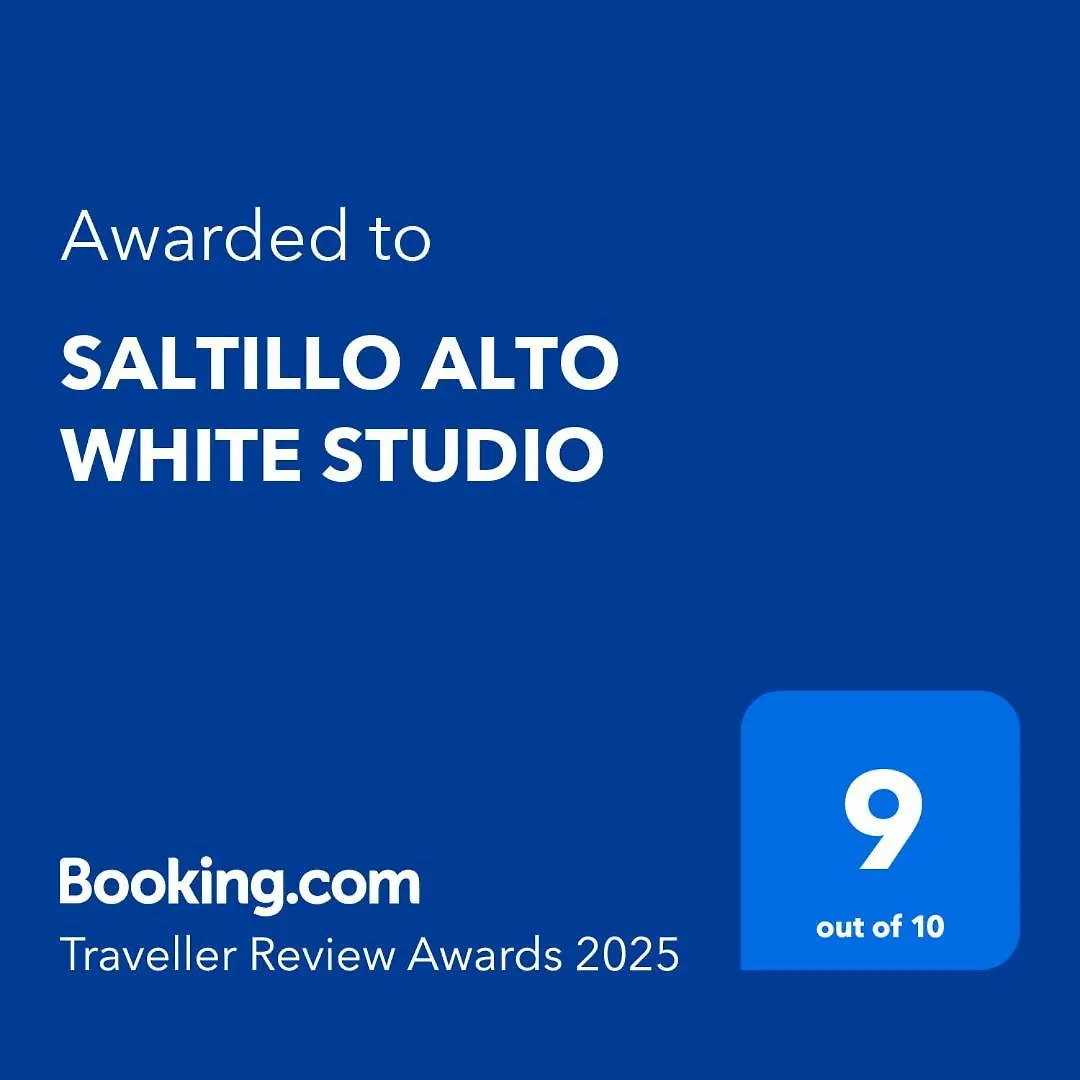 Saltillo Alto White Studio Torremolinos